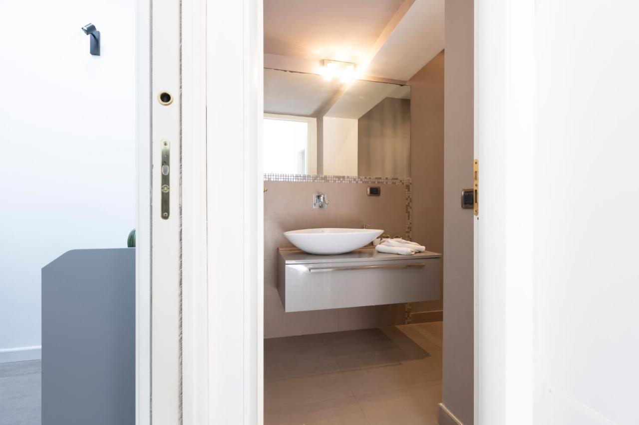 La Casa Dei Miei - Con Terrazzo In Centro Apartamento Nápoles